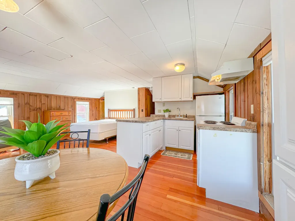 10 Avenue Two Scarborough ME 04074