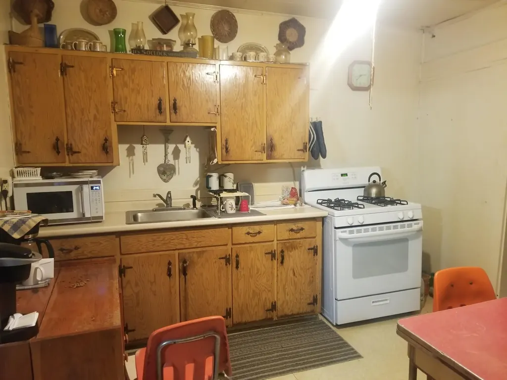 6 Exchange Street Ashland ME 04732