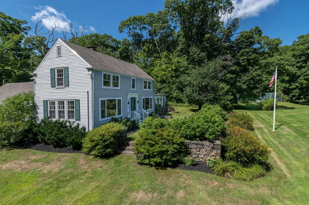 40 Zeb Cove Road Cape Elizabeth ME 04107