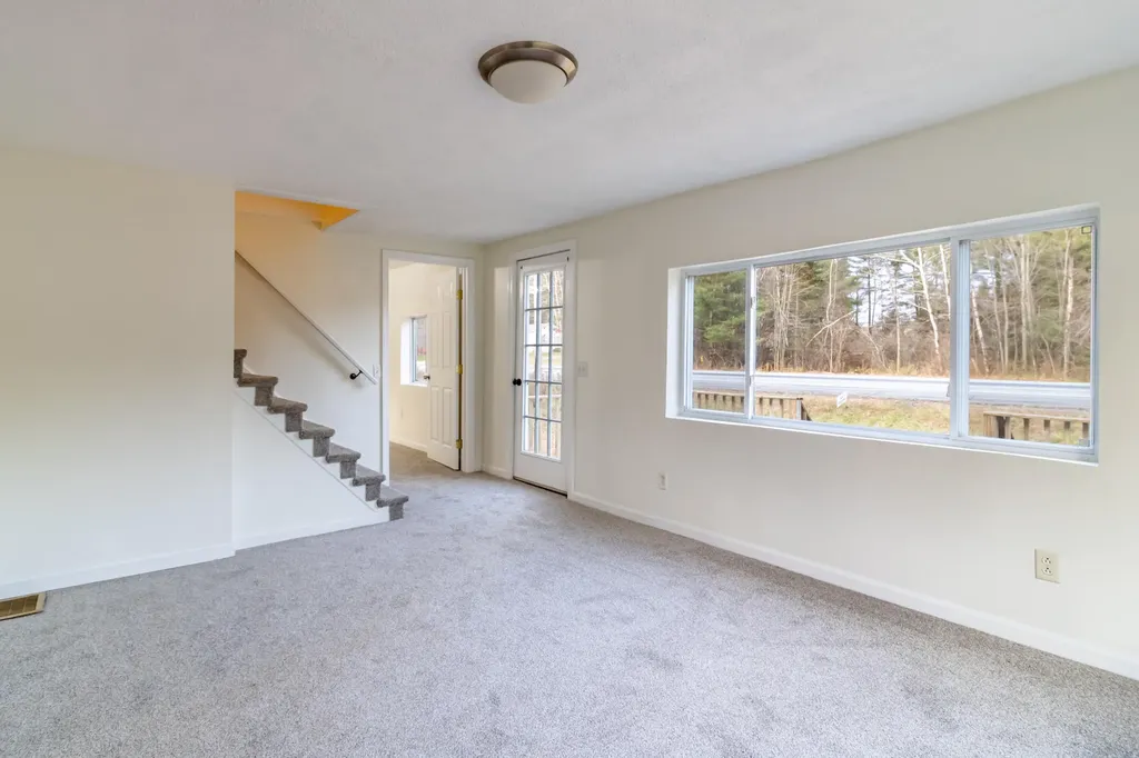 3108 Broadway Glenburn ME 04401