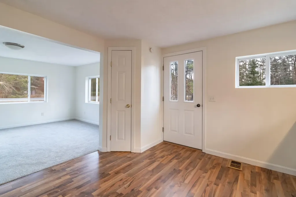 3108 Broadway Glenburn ME 04401