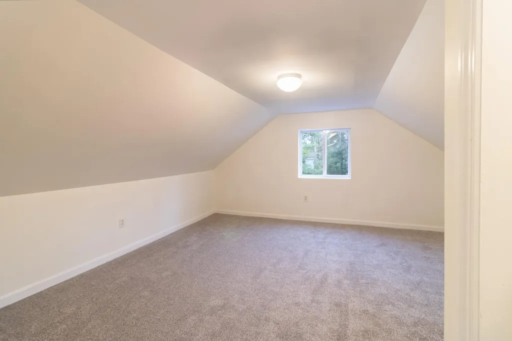 3108 Broadway Glenburn ME 04401