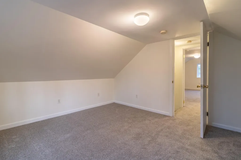 3108 Broadway Glenburn ME 04401