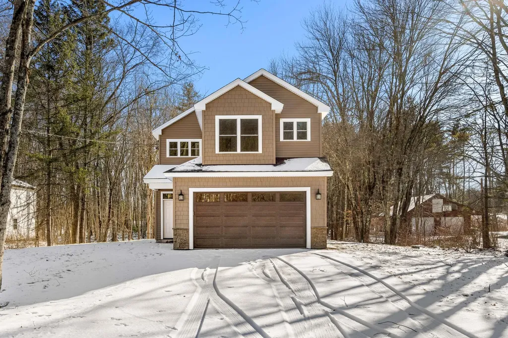 67 Bradstreet Lane Eliot ME 03903