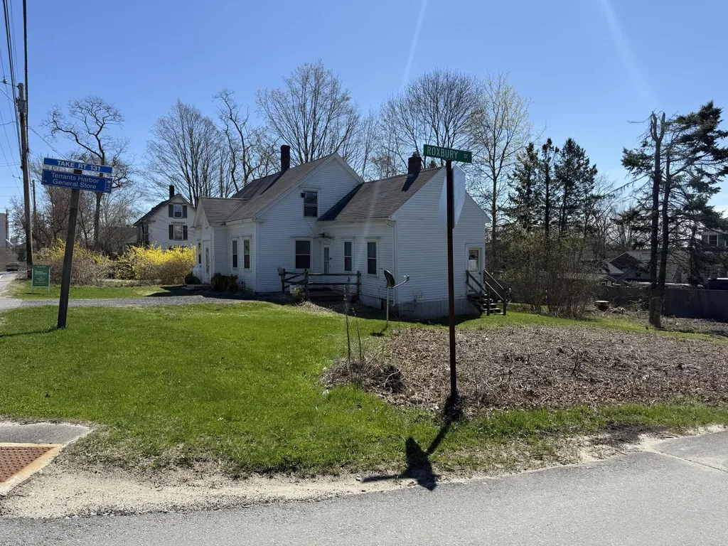 52 Main Street Thomaston ME 04861