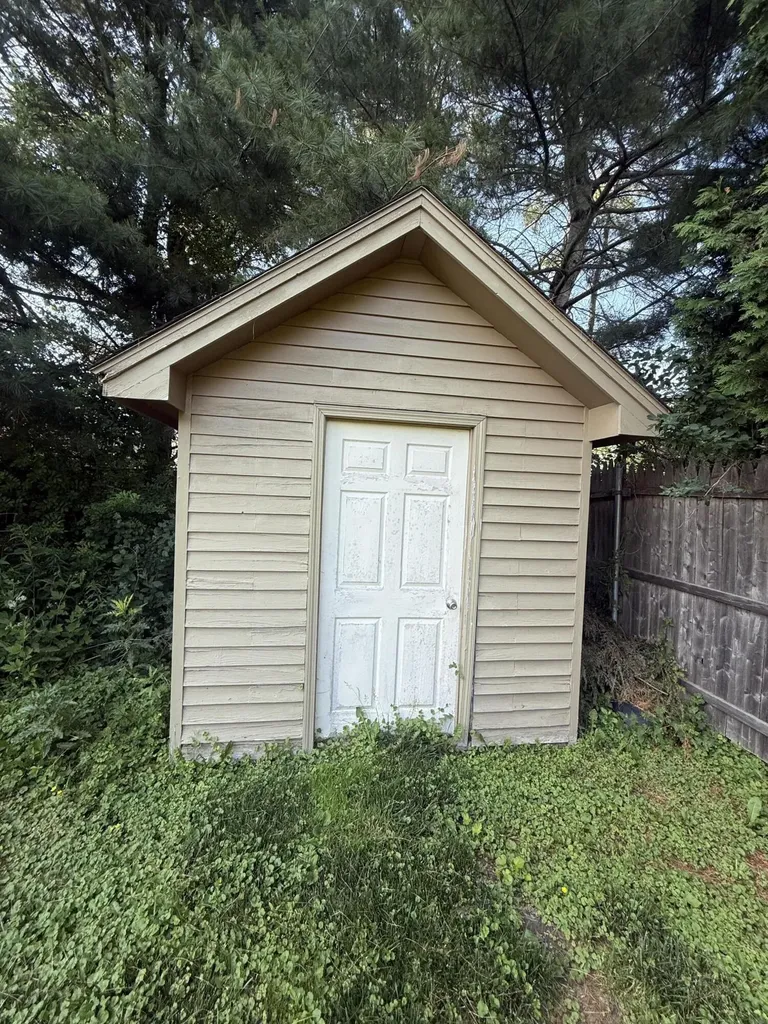 68 Laurel Circle Bangor ME 04401