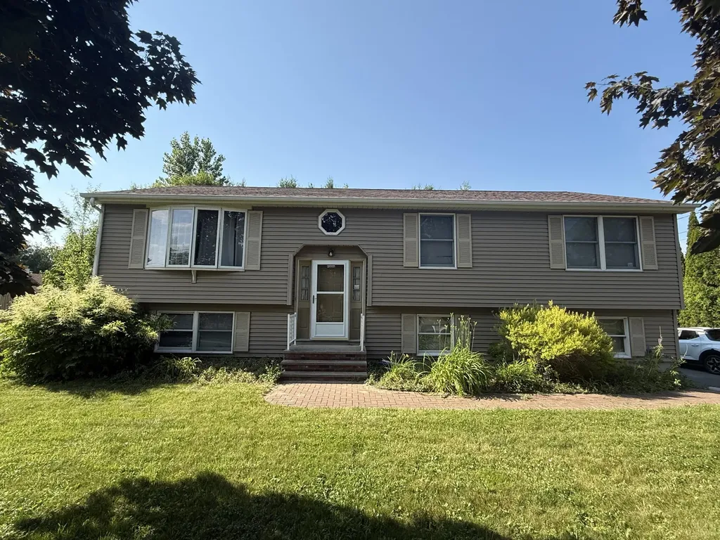 68 Laurel Circle Bangor ME 04401