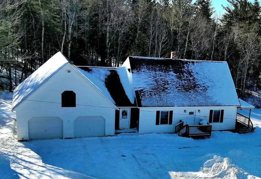 131 Leavitt Road Cambridge ME 04923