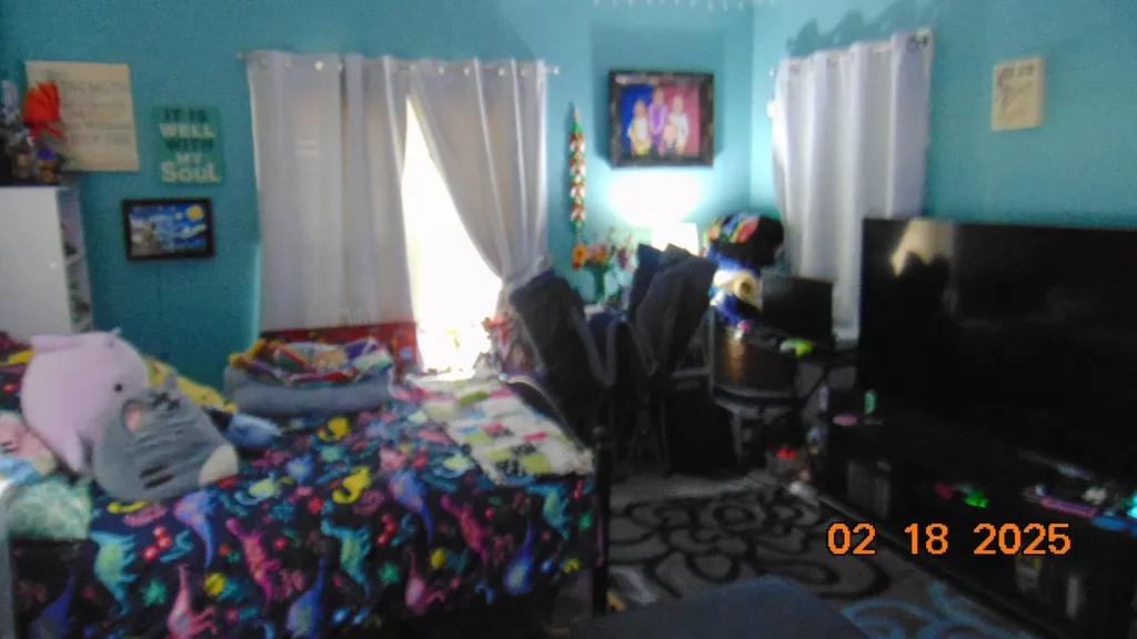68 W West Broadway Lincoln ME 04457