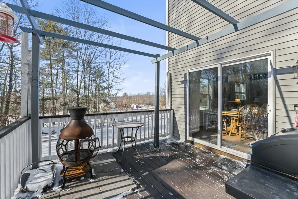 41 Harvest Hill Road Windham ME 04062