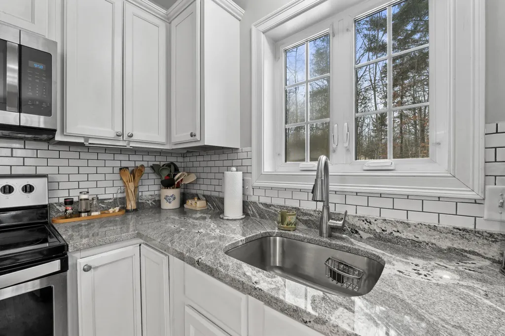 41 Harvest Hill Road Windham ME 04062