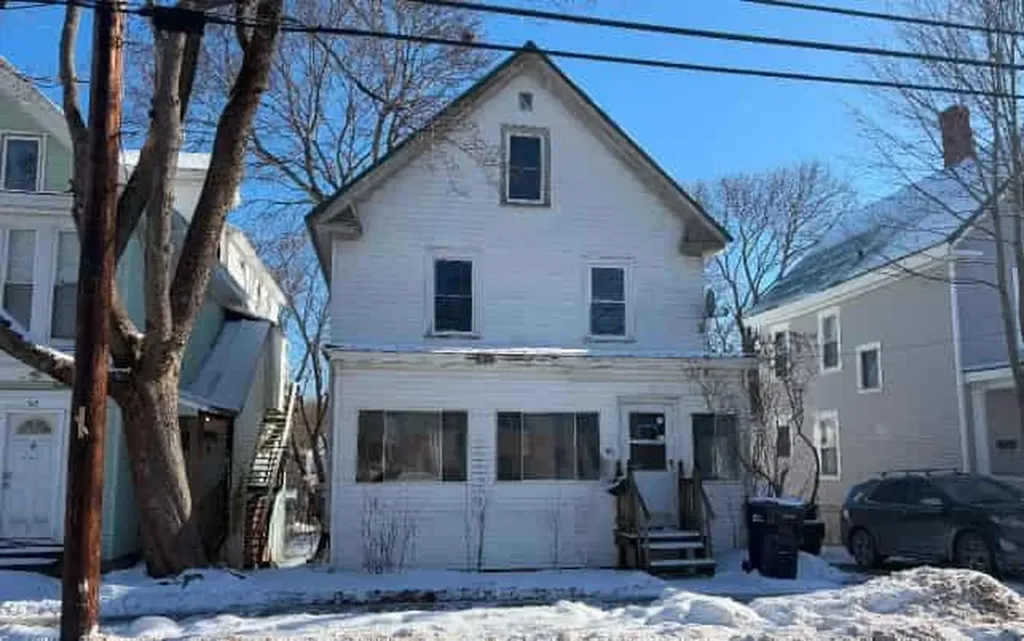 66 3rd Street Bangor ME 04401