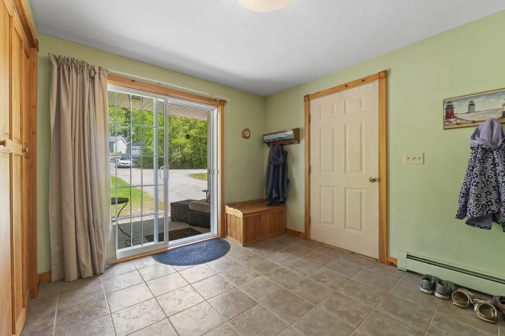 25 Sandy Cove Palermo ME 04354