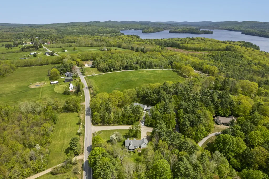 25 Sandy Cove Palermo ME 04354