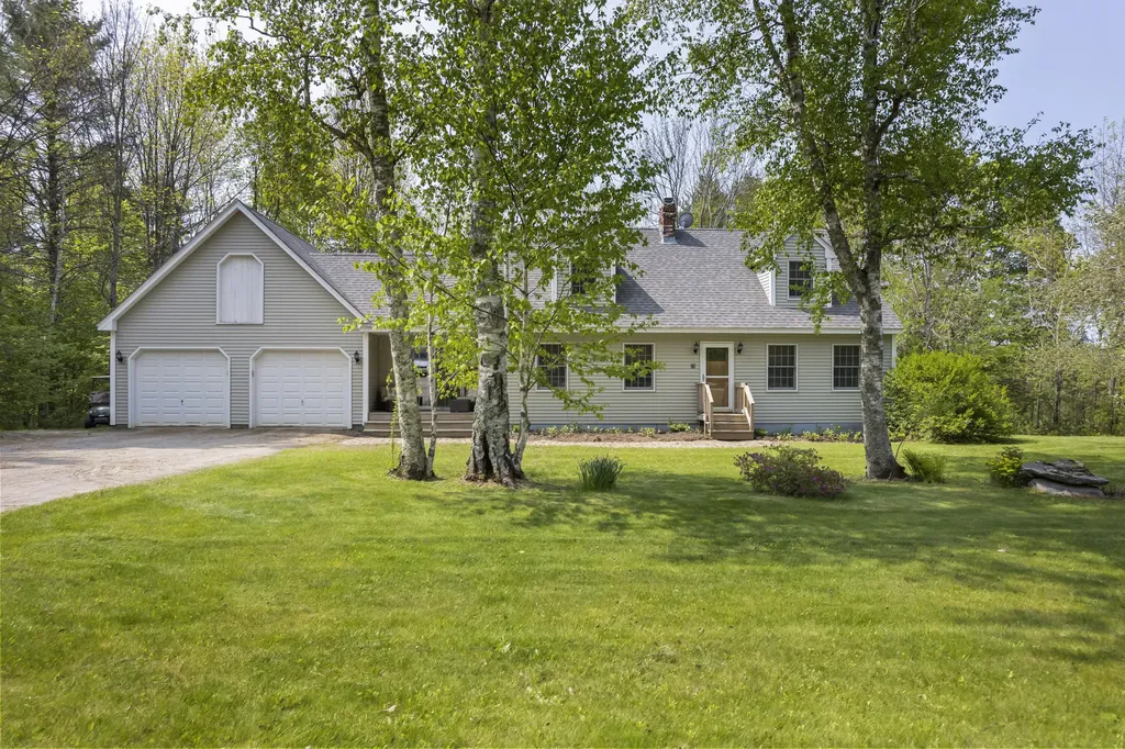25 Sandy Cove Palermo ME 04354
