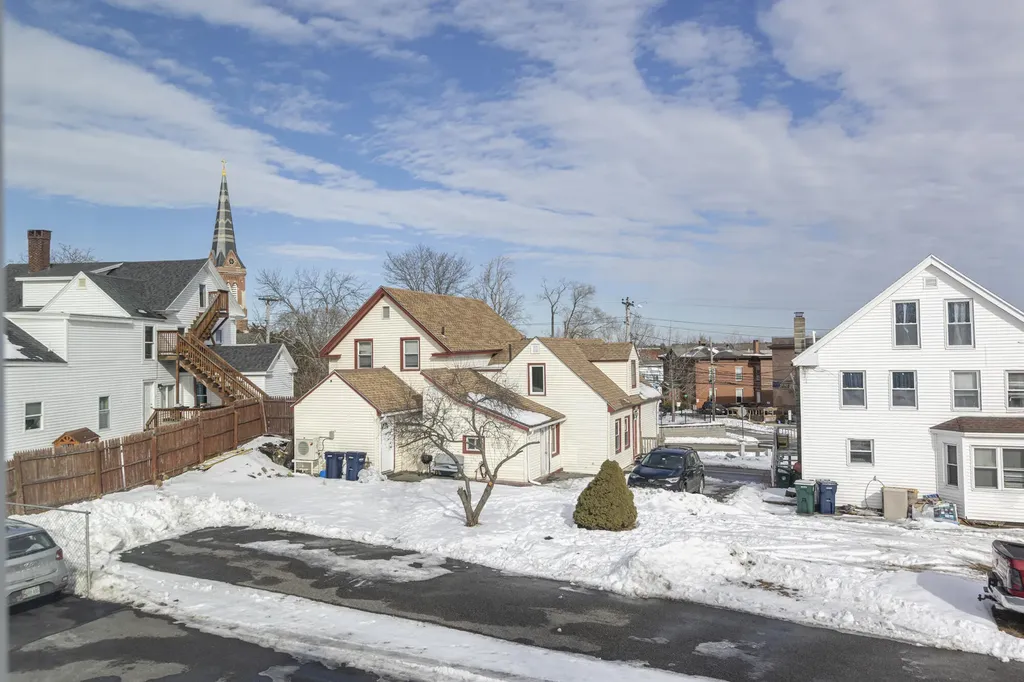 30 Green Street Biddeford ME 04005