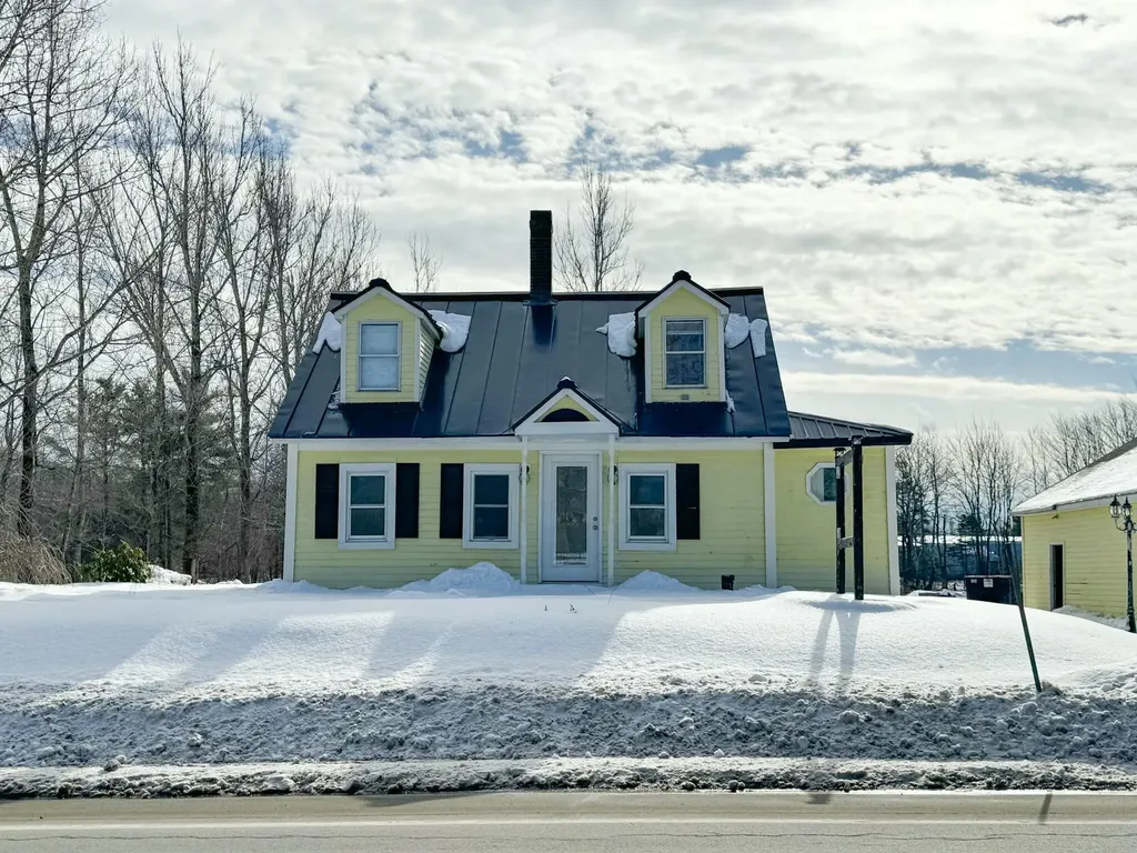 306 Augusta Road Belmont ME 04952