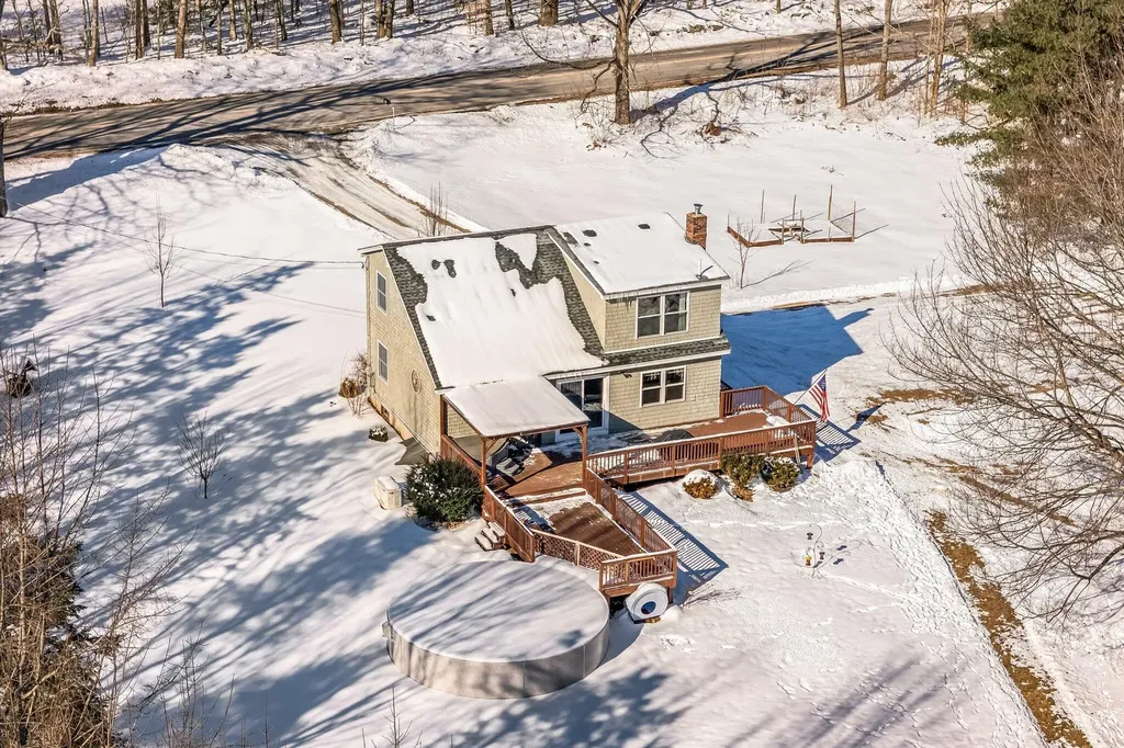 229 Taber Hill Road Vassalboro ME 04989