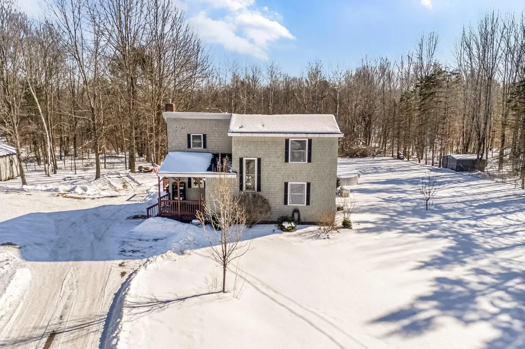 229 Taber Hill Road Vassalboro ME 04989