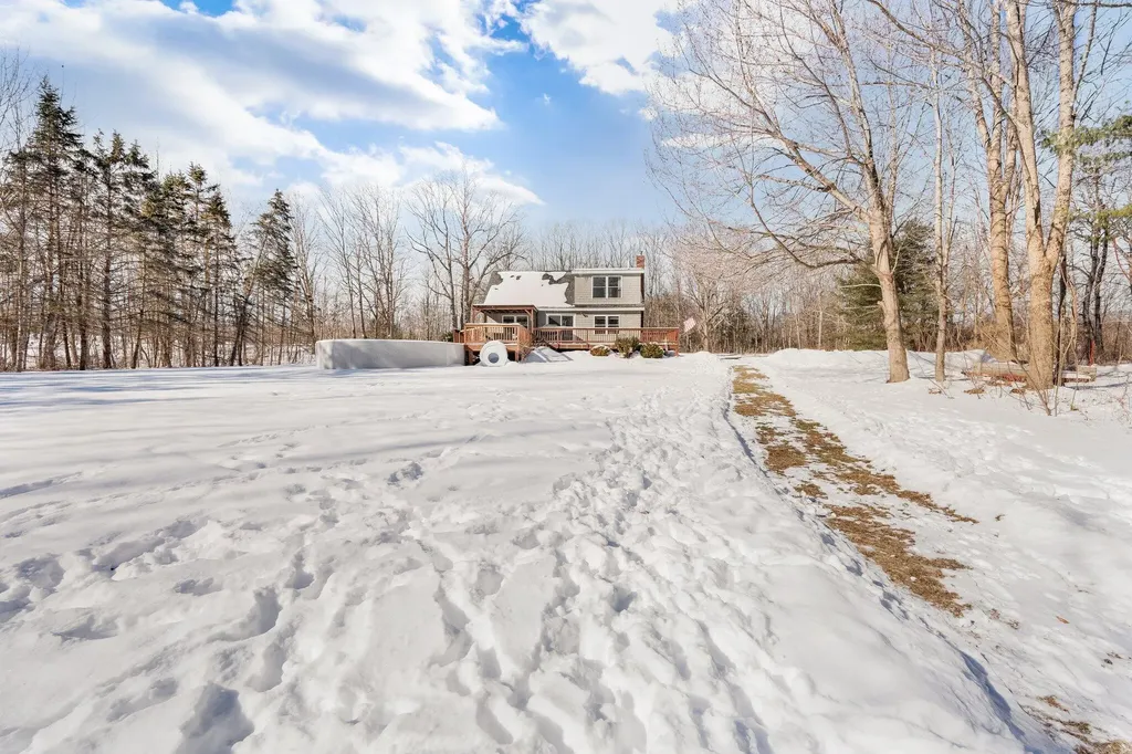 229 Taber Hill Road Vassalboro ME 04989