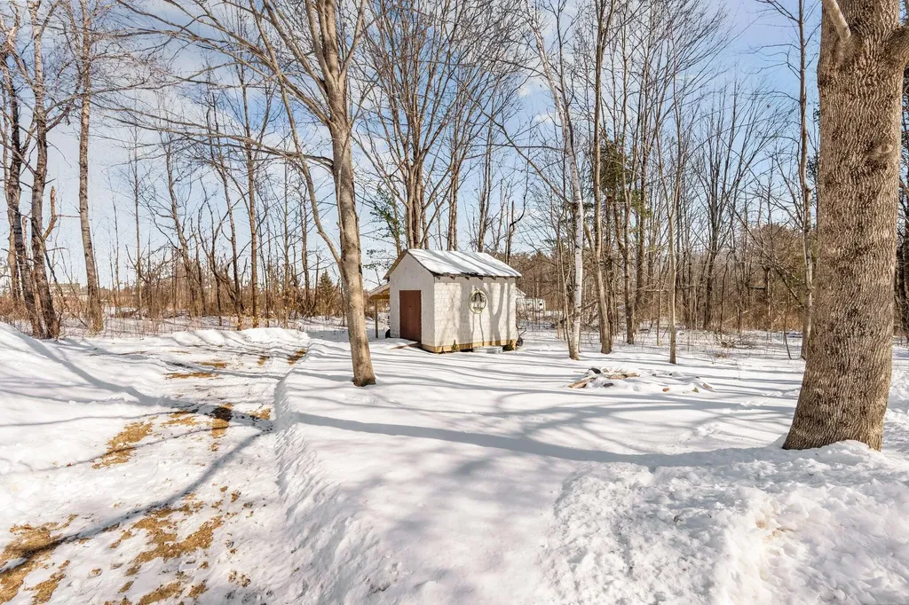 229 Taber Hill Road Vassalboro ME 04989