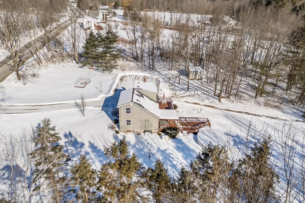 229 Taber Hill Road Vassalboro ME 04989