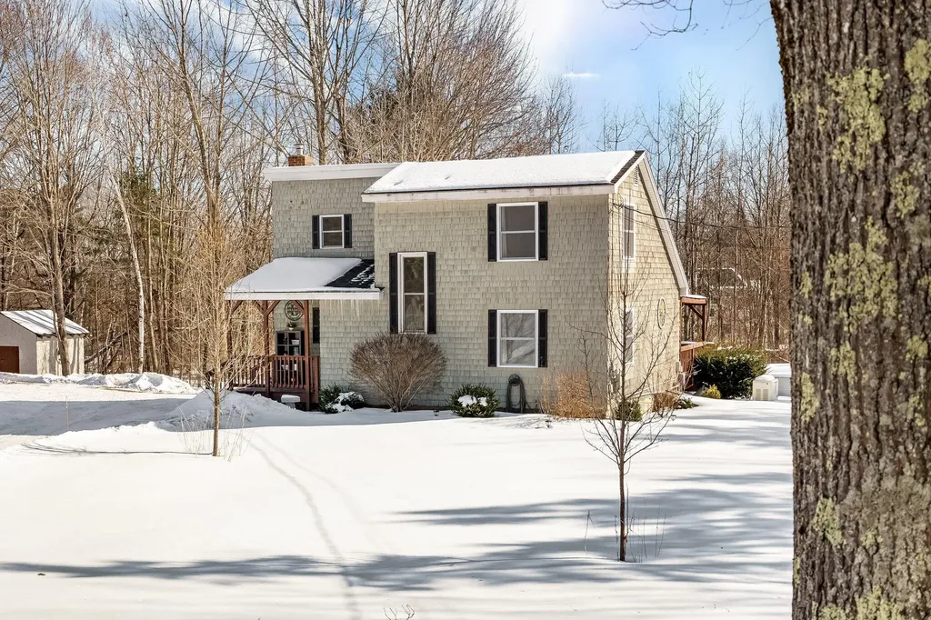 229 Taber Hill Road Vassalboro ME 04989