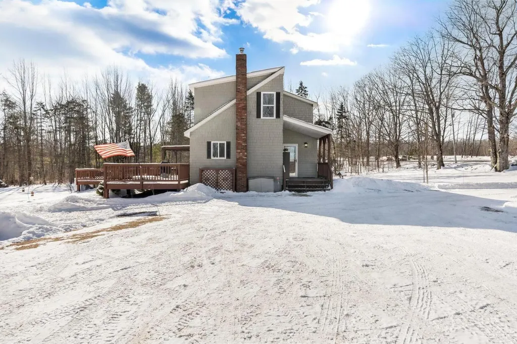 229 Taber Hill Road Vassalboro ME 04989