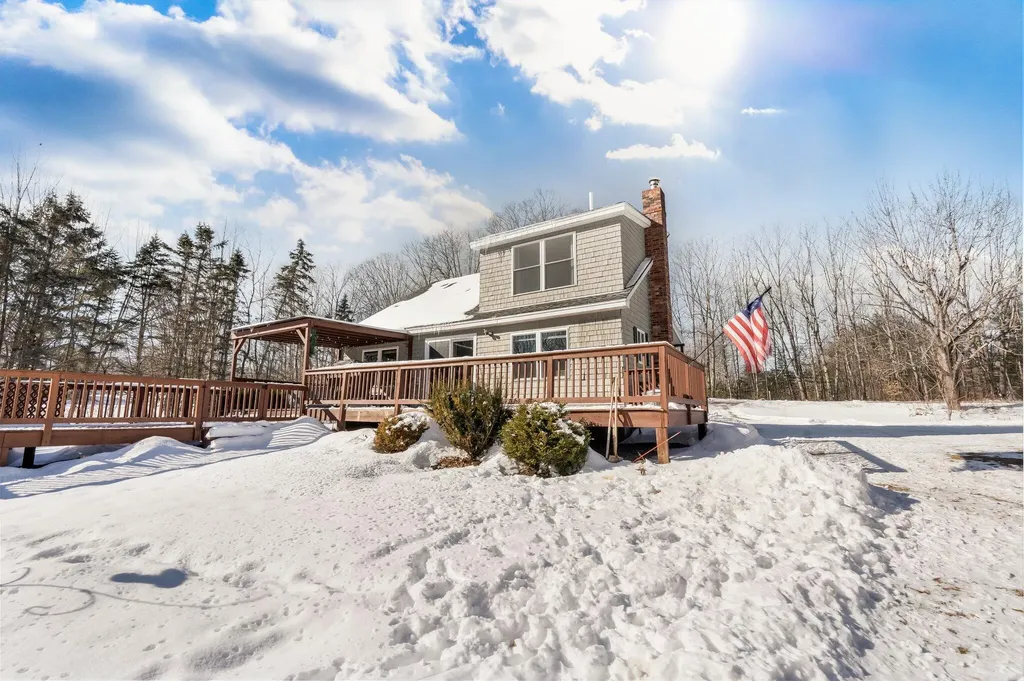 229 Taber Hill Road Vassalboro ME 04989