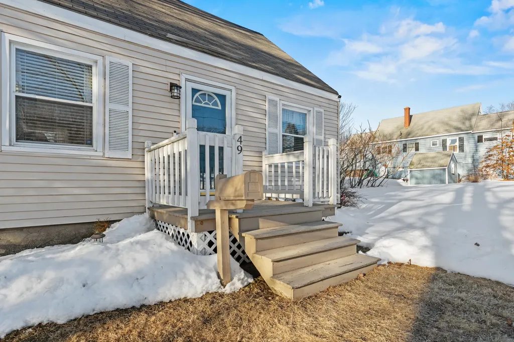 49 Mayberry Road Westbrook ME 04092