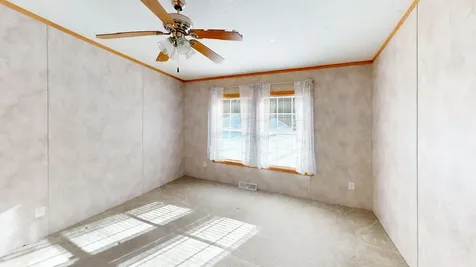 10 Twin Pond Lane China ME 04358