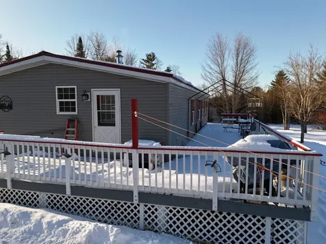 10 Twin Pond Lane China ME 04358
