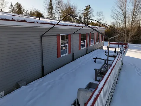 10 Twin Pond Lane China ME 04358