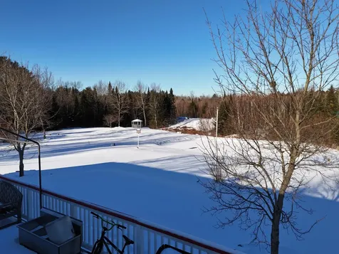 10 Twin Pond Lane China ME 04358