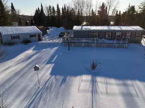 10 Twin Pond Lane China ME 04358