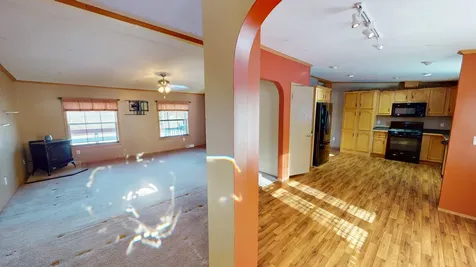 10 Twin Pond Lane China ME 04358