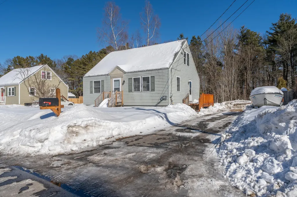 24 Merrymeeting Road Brunswick ME 04011
