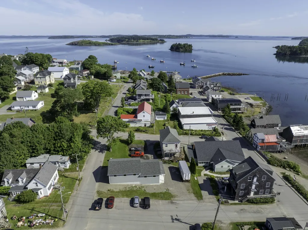 6 School Street Lubec ME 04652