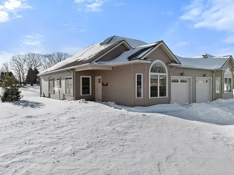 19 Killarney Court Veazie ME 04401