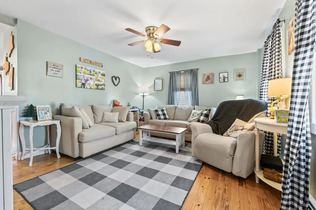 752 Gray Road Gorham ME 04038