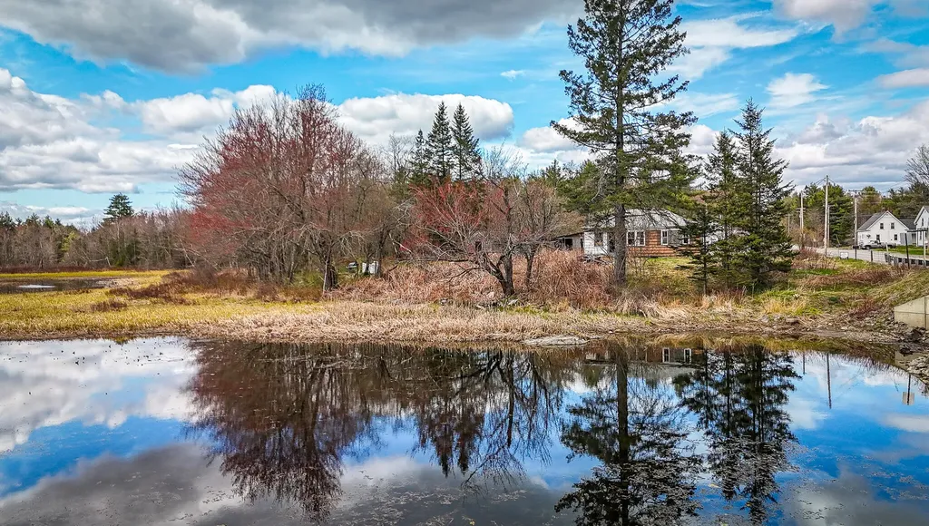 501 Main Road Charleston ME 04422