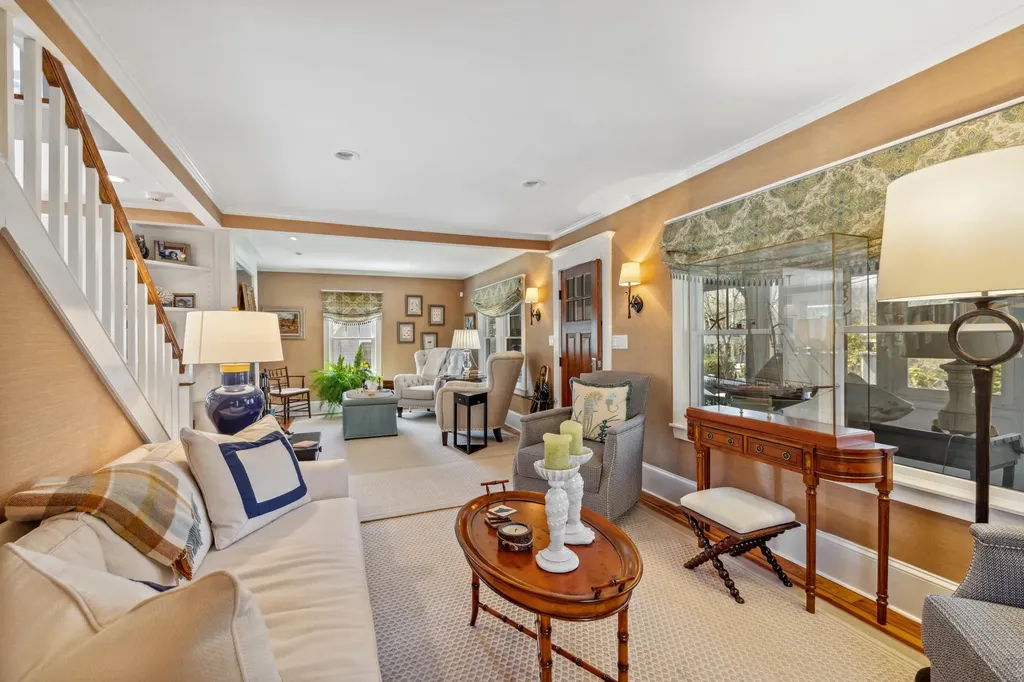 2 Wallace Street Kennebunk ME 04043