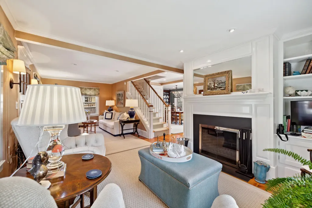 2 Wallace Street Kennebunk ME 04043