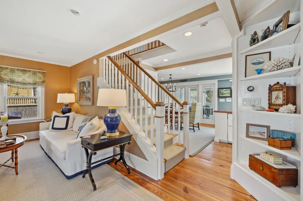 2 Wallace Street Kennebunk ME 04043
