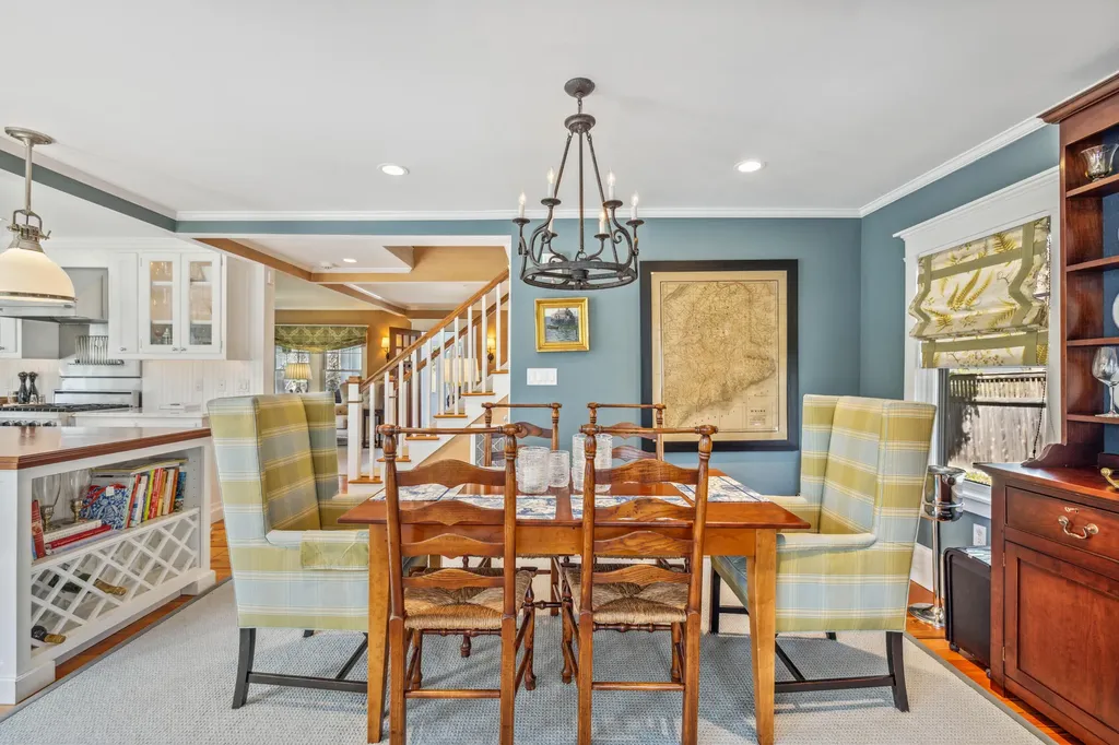 2 Wallace Street Kennebunk ME 04043