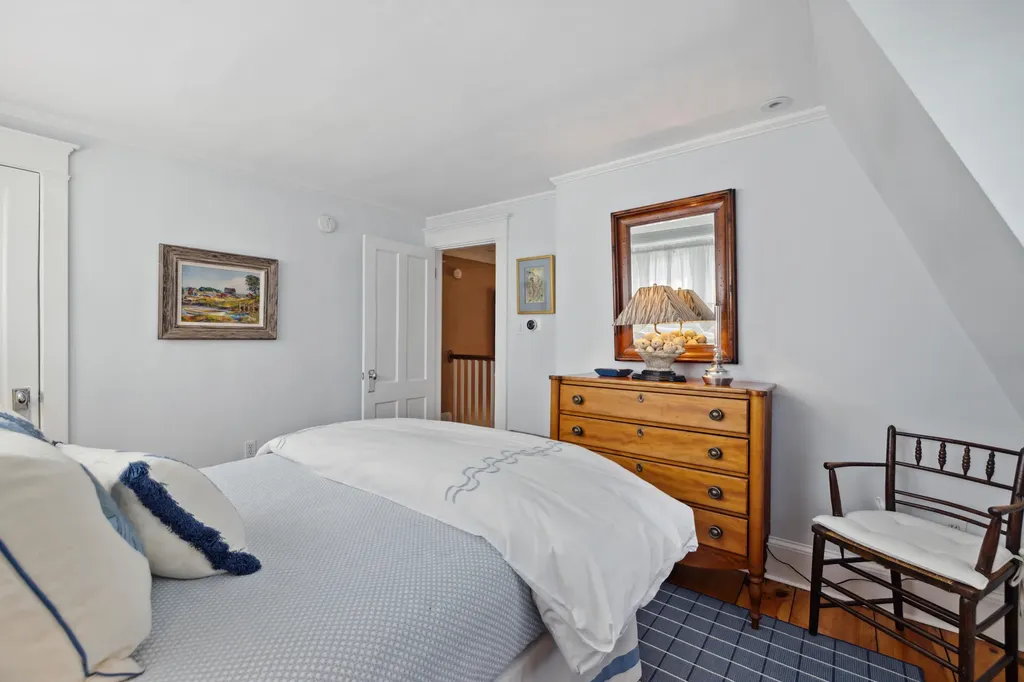 2 Wallace Street Kennebunk ME 04043