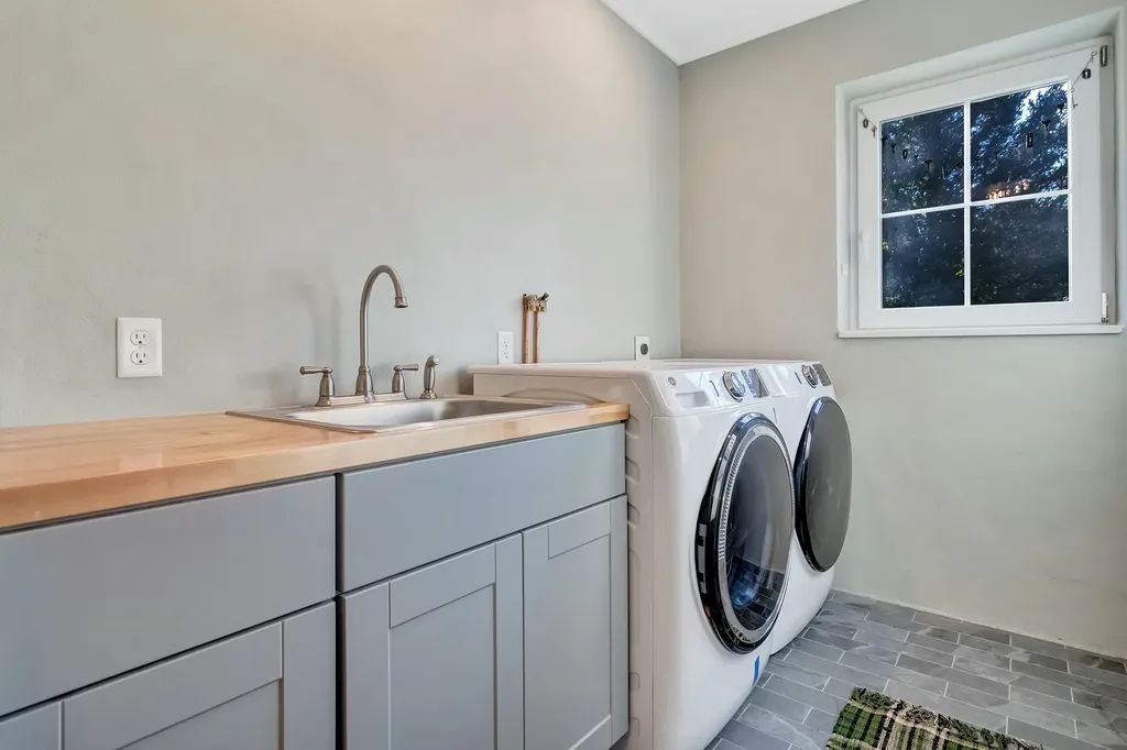 7 Meadow Lane Arundel ME 04046