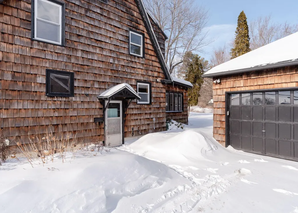 223 Lake Street Auburn ME 04210