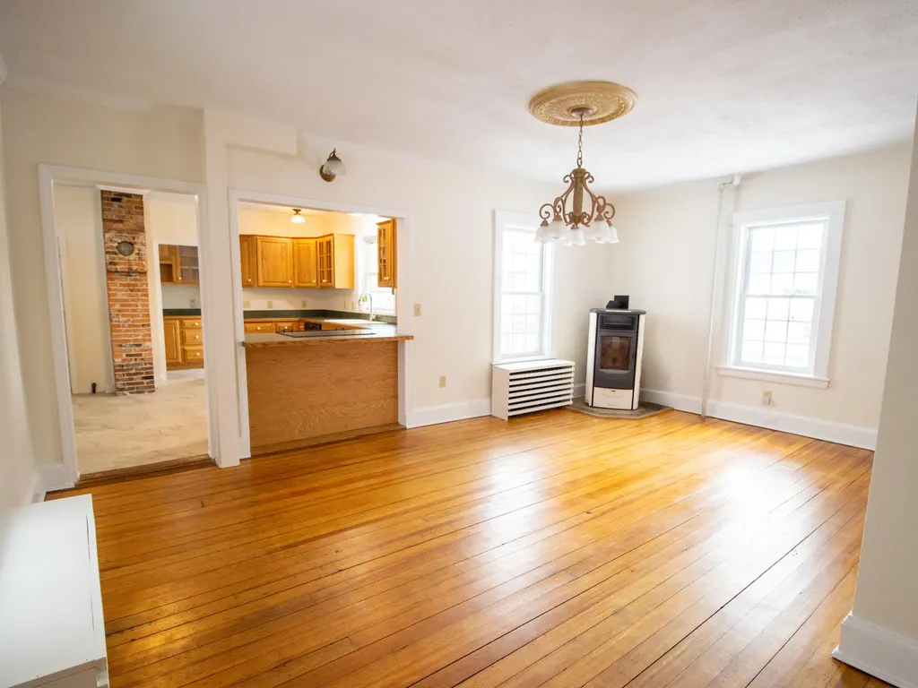 13 Bridge Street Porter ME 04068