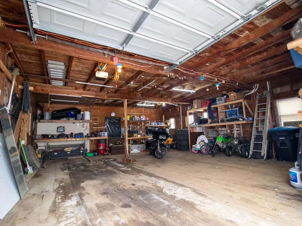 13 Bridge Street Porter ME 04068